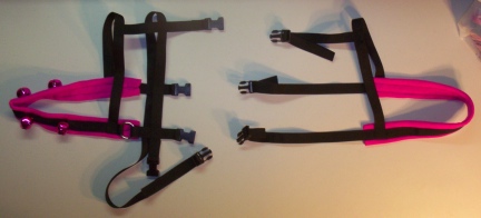 BLACK AND PINK BELL HARNESS